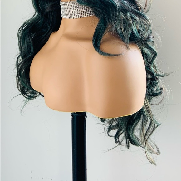 Gorgeous Black/Green 13x4 Lace Front Synthetic Wig - Picture 7 of 13